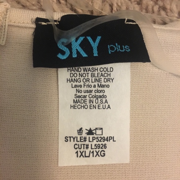 Plus Size Romper - Picture 3 of 3